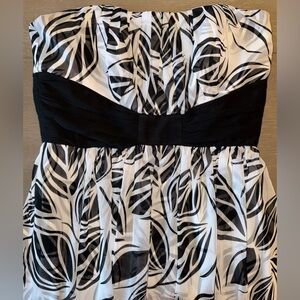 White House Black Market Strapless Black and White Dress
